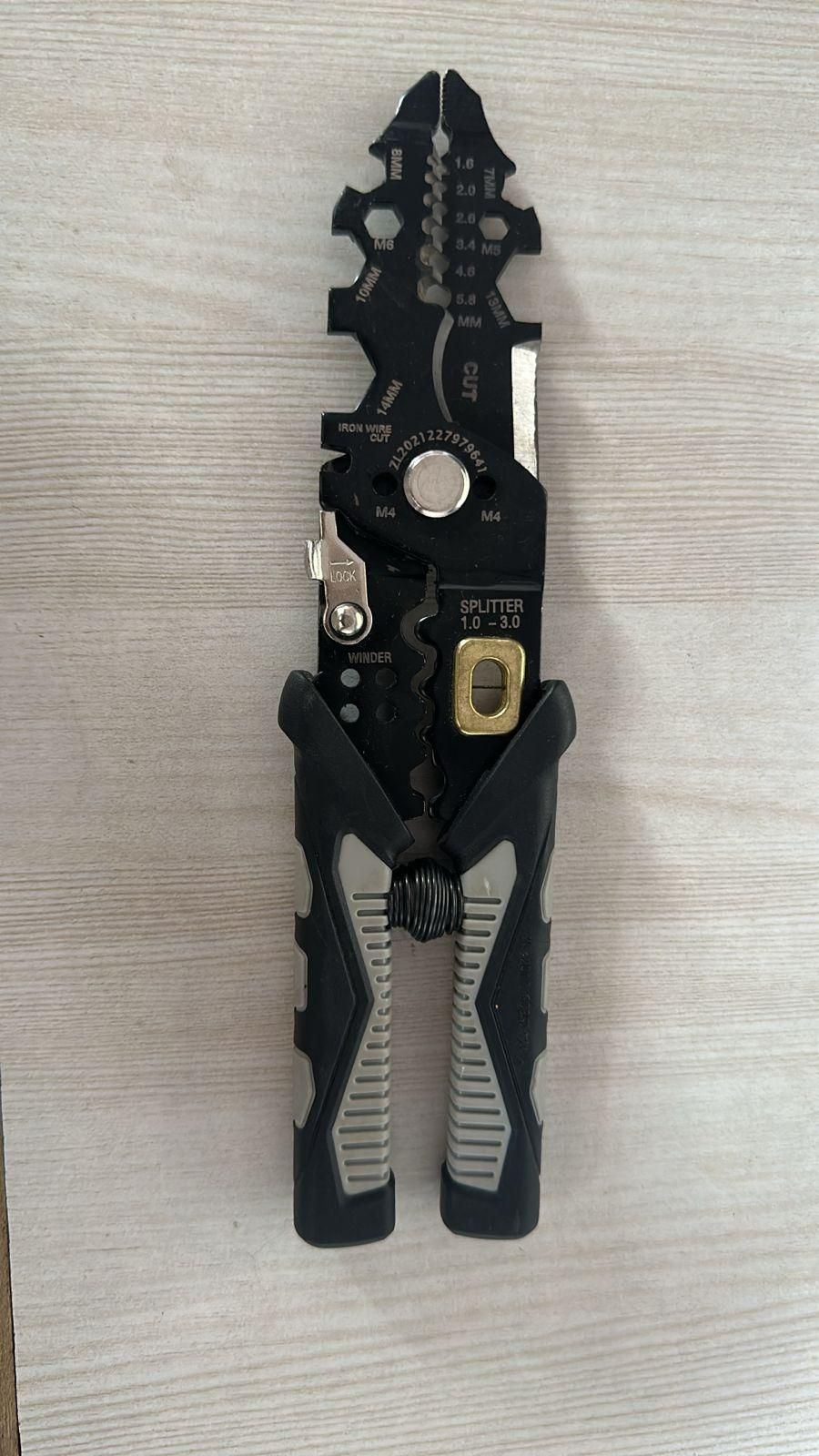 25 in 1 wire cutter - Utility Mart 